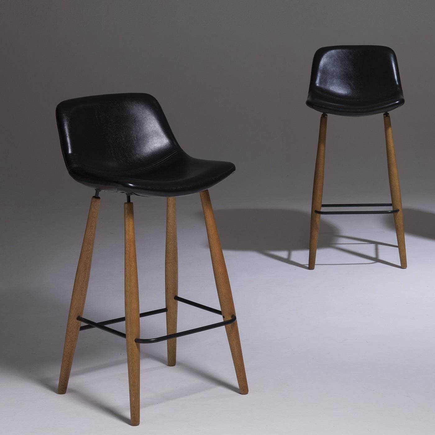 Banqueta Gaia ed254299 4878 4d8e 839e 9d28be790695.jpg