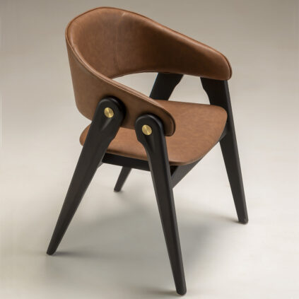 Cadeira Compasso 1.jpg