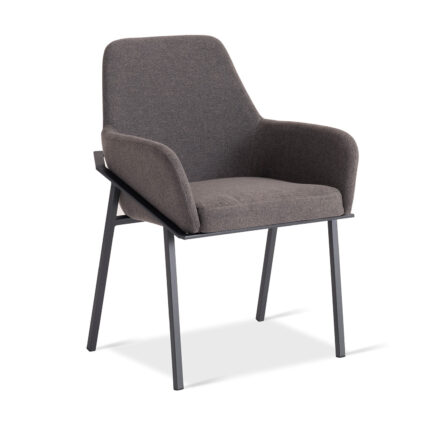 Cadeira Viana Braco Alto.jpg