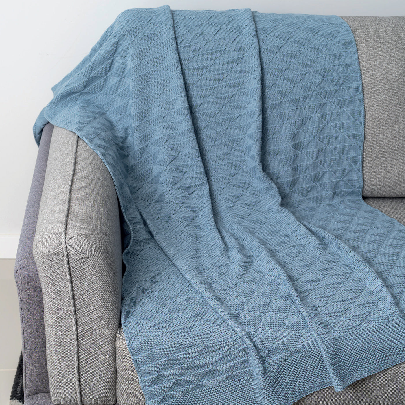 Manta Poltrona Sofia Azul 1.jpg