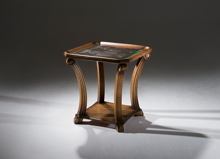 mesa lateral amistad tampo vidro.png