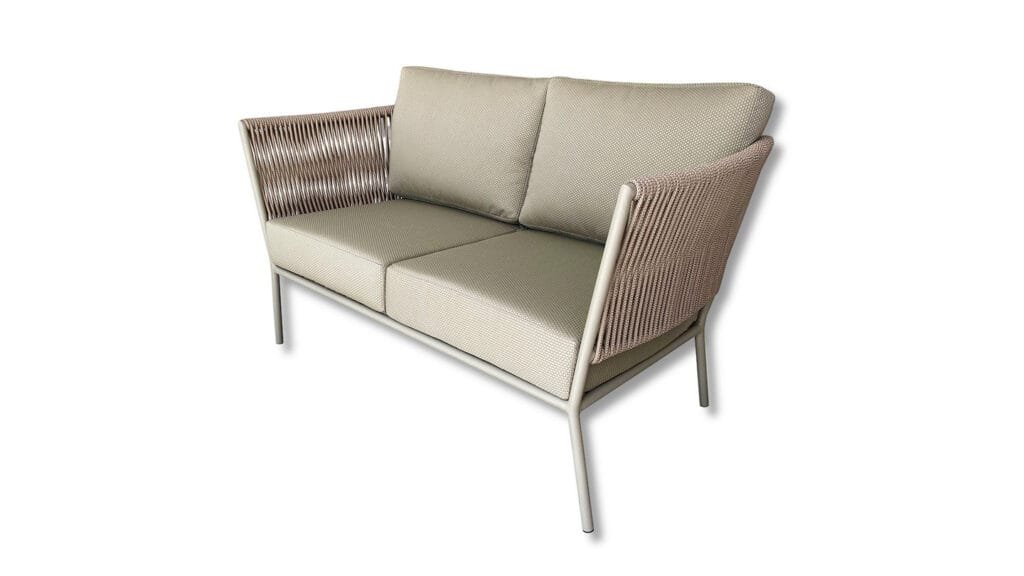 sofa amissi pavia.jpg