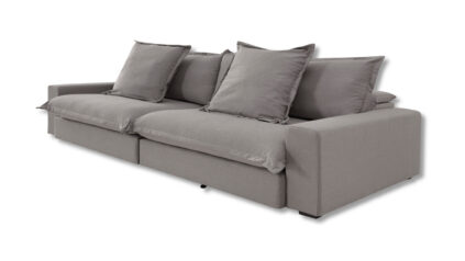 output sofa em casa.jpg