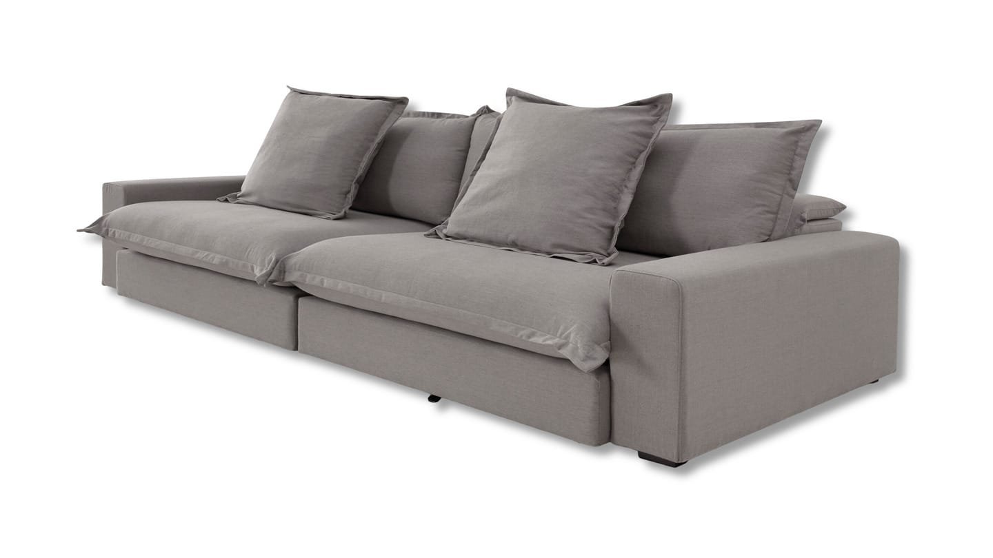 output sofa em casa.jpg